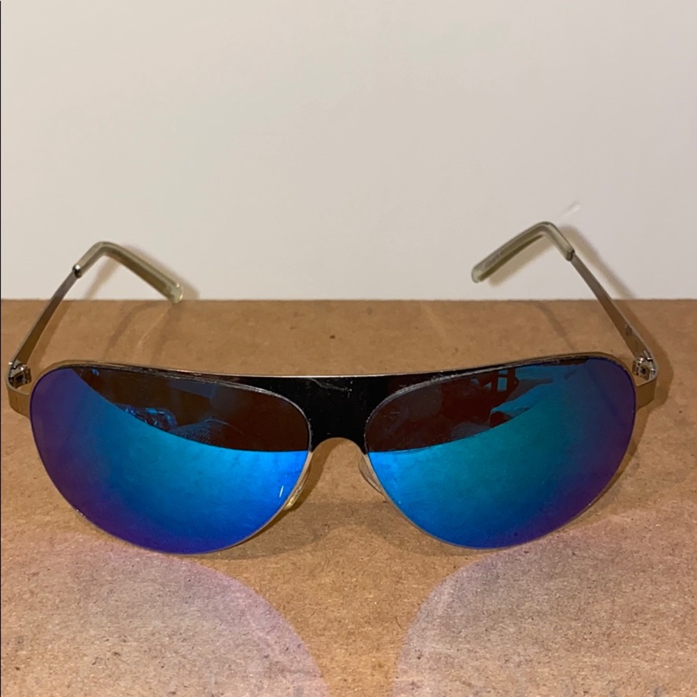 Blue mirrored sunglasses